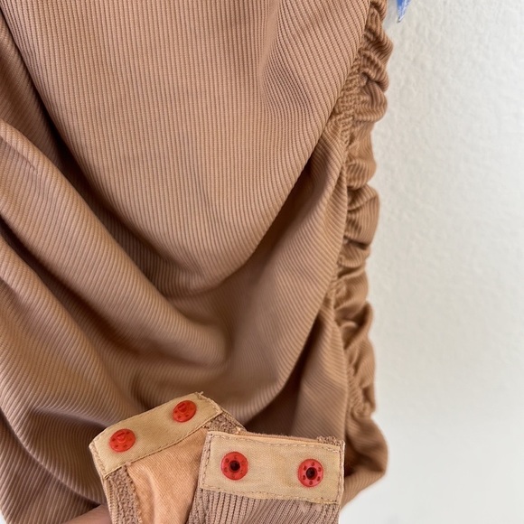 NWT Free People On Your Side Nude Ruched Bodysuit - Picture 10 of 12